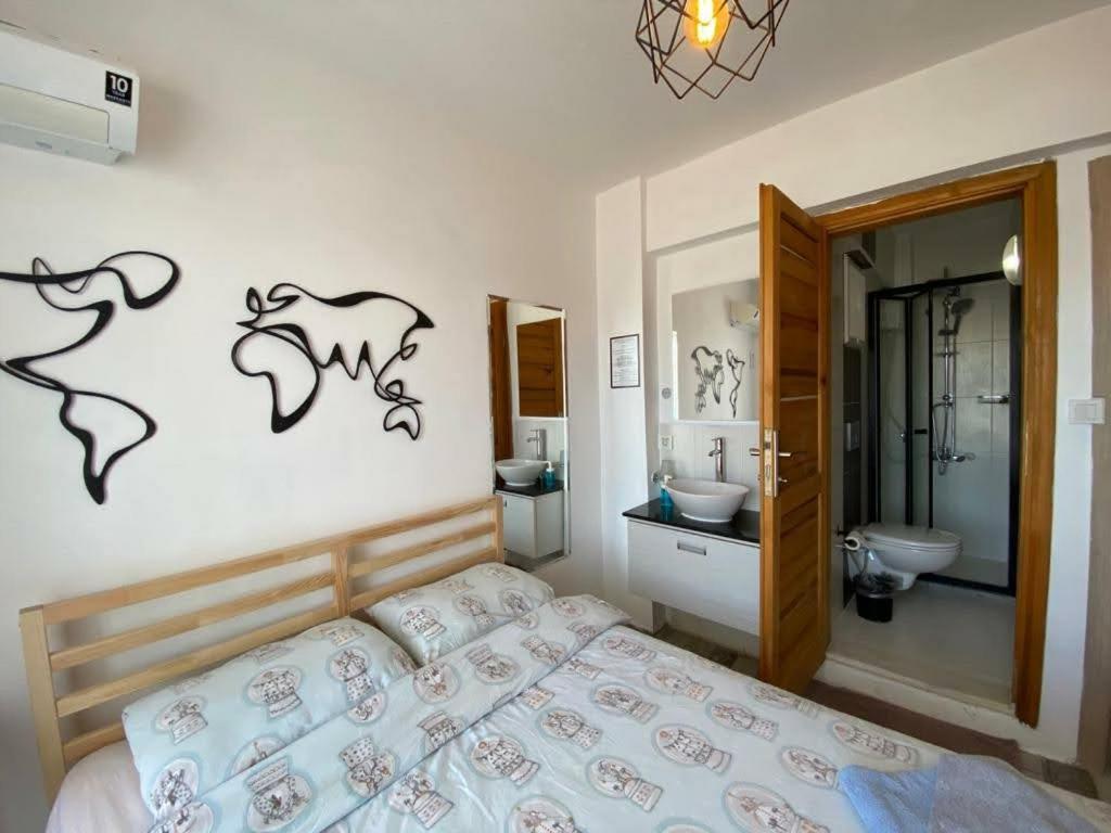 El Camino Hostel & Pub Фетхие Экстерьер фото